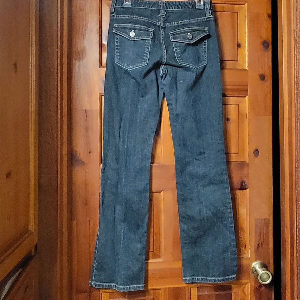 "T" Tahari Sz2 Blue jeans like new!